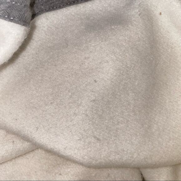 Izod Off White Cream Sweatshirt - Picture 4 of 7